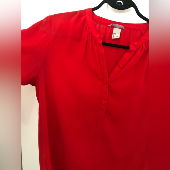 H&M red casual blouse - Picture 4 of 4